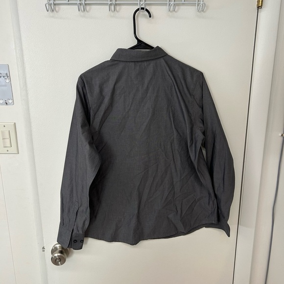 Eddie Bauer Gray Casual Button Down Shirt - Picture 2 of 3